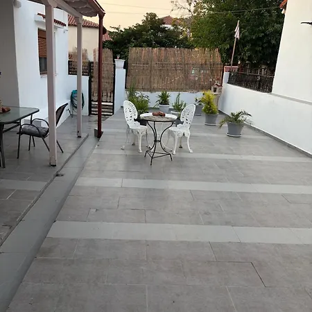 Villa Maronia * Maroneia (Rhodope)