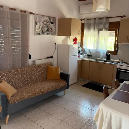 Villa Maronia