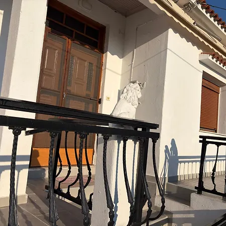 Villa Maronia